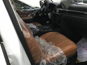 Bán Lexus LX570 2017 nhập trung đông,mới 100%,Full kịch đồ,xe giao ngay.