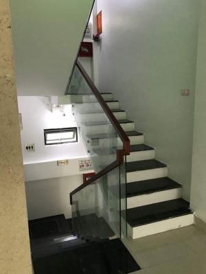 Mặt phố Nguyễn Khang, 50m, kinh doanh