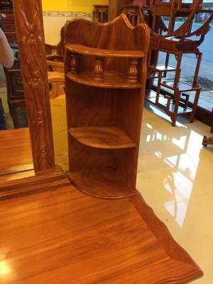Bàn phấn mẫu đẹp gỗ bên