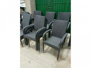 Bàn ghế cà phê thanh lý giá rẻ bất ngờ