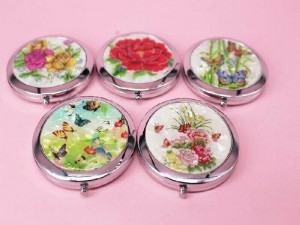 Gương trang điểm cầm tay Thái Lan