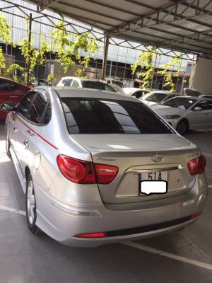 Bán Hyundai avante 1.6AT 2013 xe đẹp bstp màu bạc