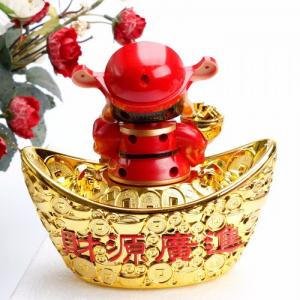 Tượng thần tài năng lượng mặt trời