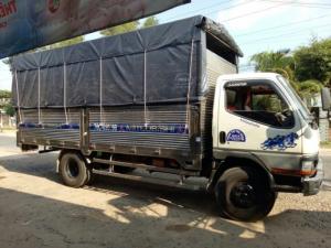 Xe tải cũ misubishi 4 tấn đời 2008 đóng thùng toàn bộ bằng inox