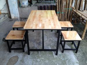 bán bàn ghế xếp gỗ khung sắt giá rẻ