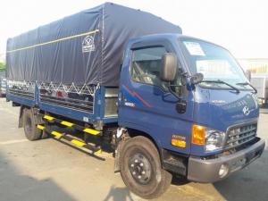 Trang bị sẵn máy lạnh và định vị hộp đen