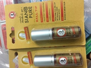 Dầu chai bi lăn thailand