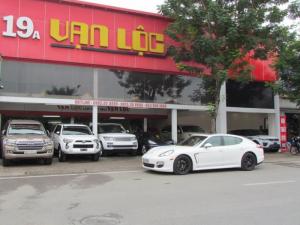Porsche Panamera 4 2011 màu trắng