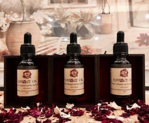 Dầu dưỡng hoa hồng KAROSE OIL