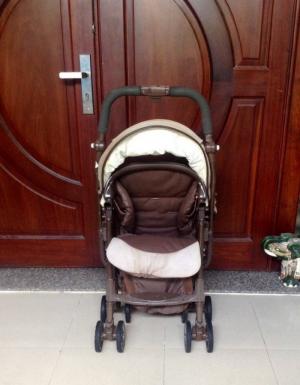 Xe đẩy Aprica Laura Chocolate Nhật