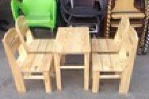 Bộ bàn ghế gỗ chile có lưng