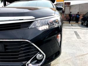 Toyota Camry 2.5Q (bản cao cấp nhất) - Đẳng Cấp Doanh Nhân. Chuẩn bị 375tr để rước ngay em về.