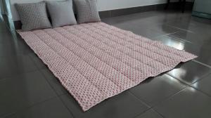 Vải: Cotton
Màu sắc: Như hình
size: 1m4*2m