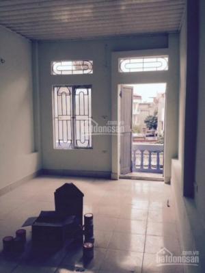 Bán nhà riêng ở Tả Thanh Oai, Thanh Trì, 43m2, Ô tô đỗ cạnh nhà. 1,1 Tỷ.