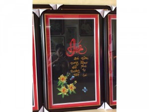 tranh thêu truyền thống