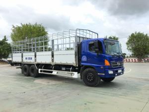 xe tải hino 3 chân giá tốt