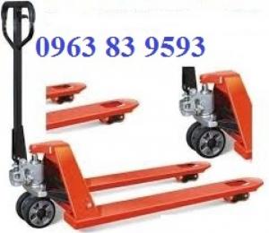 Xe nâng tay thấp 2T5, xe nâng công nghiệp mới