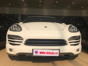 Bán Porsche Cayenne 3.6 màu trắng sản xuất 2011 xe mới chạy 3.7 vạn.đẹp không lỗi lầm