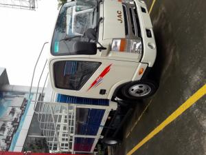 Xe tải jac 2tấn4 thùng dài 3mét7 công nghệ isuzu