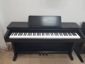 Bán đàn piano Yamaha CLP-133. -Bảo hành 2 năm tại nhà