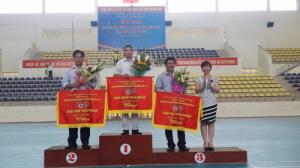 Cho thuê bục trao giải, trảo thưởng