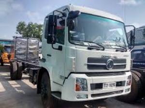 Xe tải Dongfeng Trường Giang 8 tấn Thùng mui bạt dài 7,9m