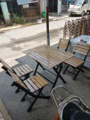 Thanh lý gấp bàn ghế cafe gia trực tiếp sản xuất . hàng tồn mới 100 .