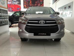 Toyota An Thành Fukushima - Đại lý Toyota 100% vốn Nhật Bản cam kết mang đến giá xe Innova đúng giá và kèm theo nhiều chương trình ưu đãi, khuyến mãi mua xe, gọi cho chúng tôi theo hotline 0939 725 968