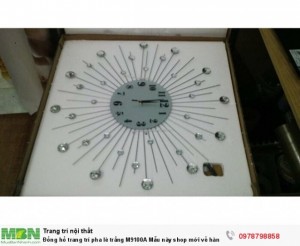 Đồng hồ trang trí pha lê trắng M9100A Mẫu này shop mới về hàng nha Kích thước 70cmx70cm