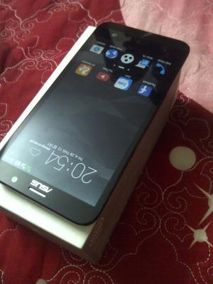 HCM-Bình Dương Asus zenfone 2 4gb/64gb nguyên zin, hoàn hảo