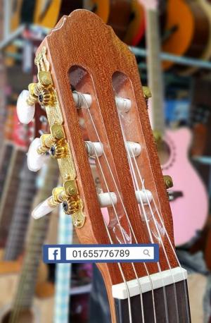Đàn ghita cổ điển chơi classic