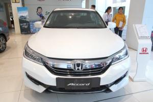 Bán xe Honda Accord 2017