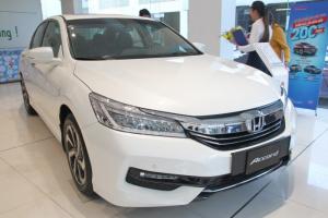 Bán xe Honda Accord 2017