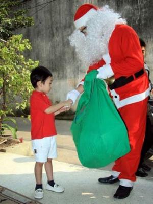 Công ty cho thuê trang phục noel