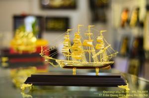 Thuyền mô hình mạ vàng 24K