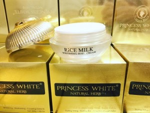 Kem dưỡng thể Sữa Gạo Dưỡng Da Toàn Thân Princess White