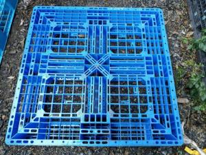 Kho pallet nhựa cũ giá rẻ tại tphcm - Miễn phí vận chuyển số lượng lớn. Liên hệ: 0906193788 (24/24)