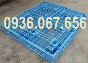 Những mẫu pallet nhựa bán chạy nhất 2017