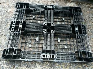 Pallet nhựa cũ, pallet nhựa đã qua sử dụng tại quận Tân Phú. Liên hệ: 0906193788 (24/24)