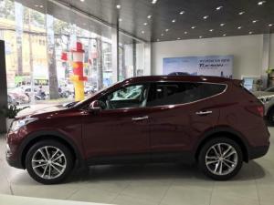Hyundai Santafe 2.2 AT bản tiêu chuẩn máy xăng. Hỗ trợ vat 90% giá trị xe.