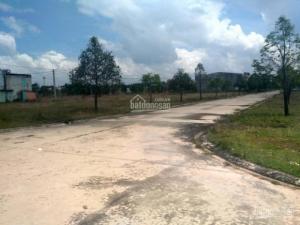 Sang lỗ 150m2 đất đô thị giá 400 triệu, vị trí thuận lợi xây dựng, cạnh chợ, dân cư đông,SHR
