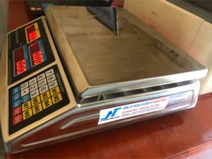 Cân tính tiền chống nước