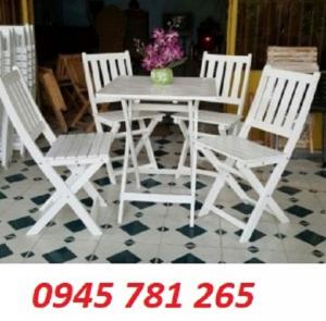 Bàn ghế cafe màu trắng gỗ xếp