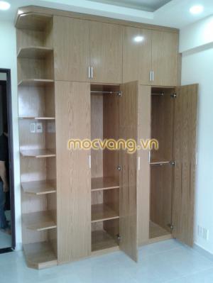 Về kiểu dáng: Hiện nay xu hướng chung sử dụng những vật dụng có kiểu dáng đơn giản, không thiên về những chi tiết cầu kì. Ngoài ra kiểu dáng còn phụ thuộc vào phong cách của bạn và thiết kế của căn phòng bạn.