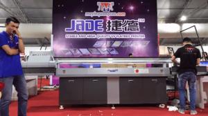 Máy in UV cuộn Jade 10 được phân phối bởi Công ty Máy In Quảng Cáo.