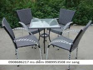 Bàn ghế cafe cần thanh lý giá rẻ nhất hgh02