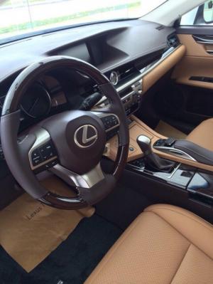 Bán Lexus ES250 2018, mới 100%, xe giao ngay.