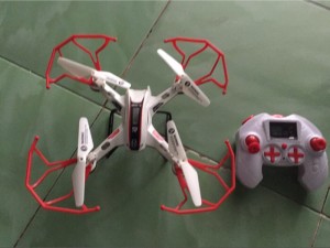 Bình Dương - Bán máy bay điều khiển từ xa Flycam Drone 4 cánh