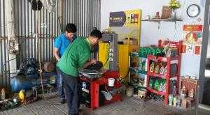 Tư vấn mua máy tháo vỏ, ra vào vỏ xe khu vực Tây Nguyên