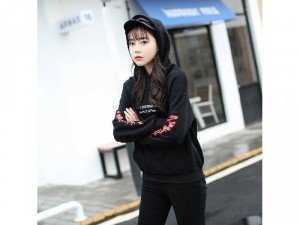 Áo hoodie phối nỉ freesize dưới 60kg